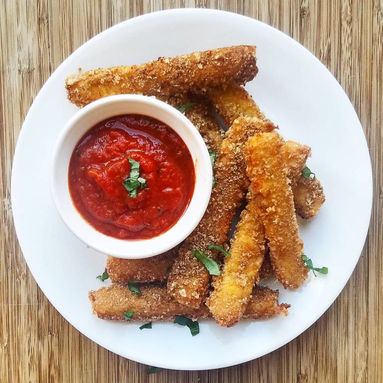 Keto Mozzarella Sticks