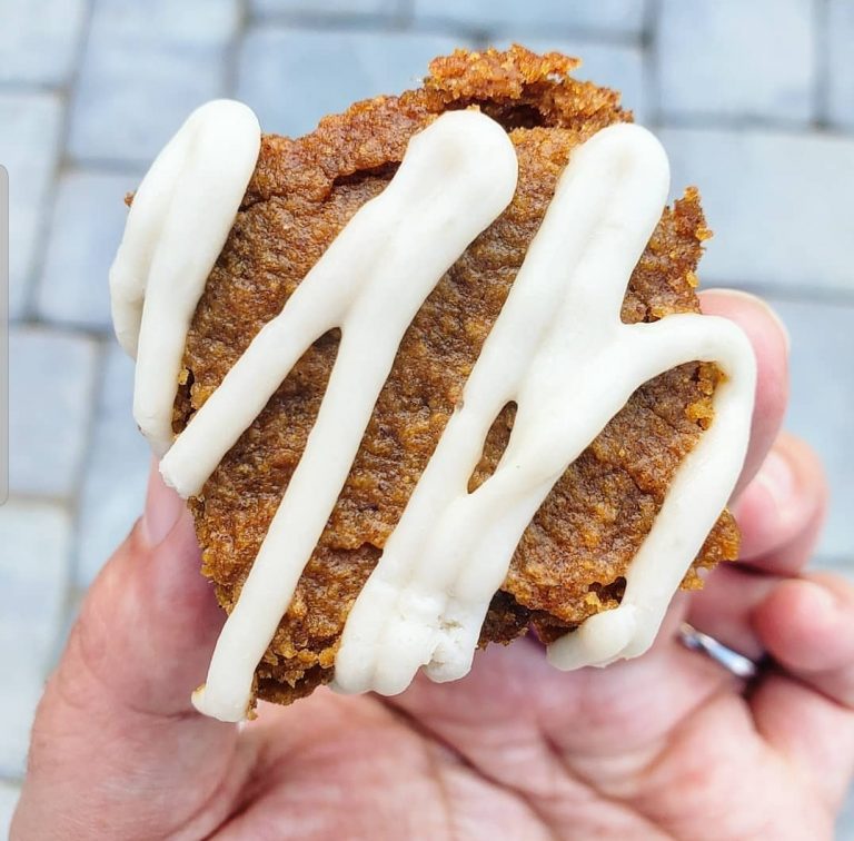 Pumpkin Spice Blondies