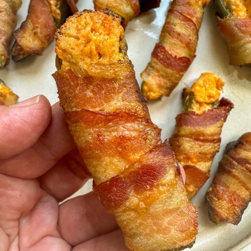 smoked jalapeno poppers wrapped in bacon