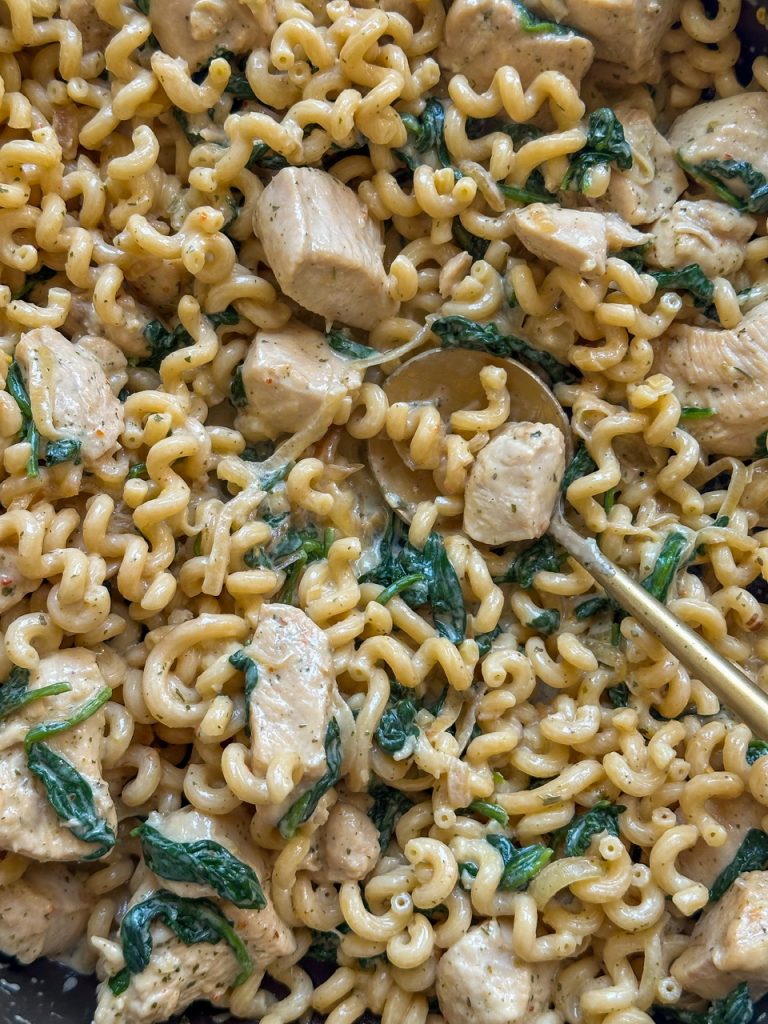 creamy boursin cheese pasta with chicken and spinach
