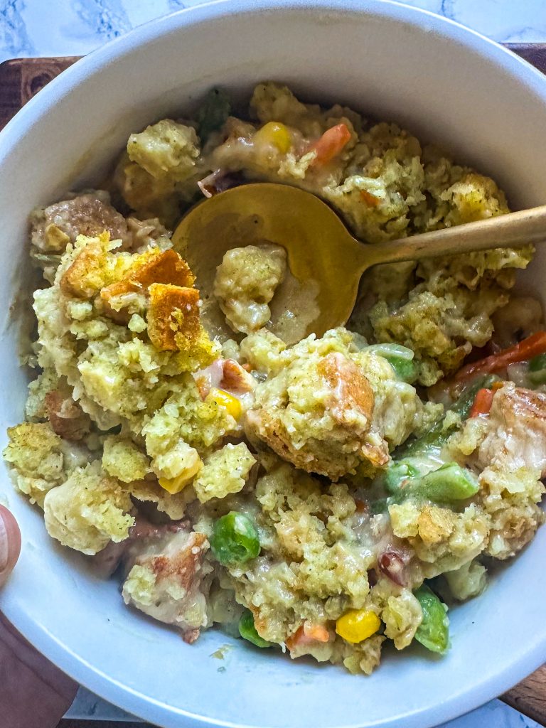 turkey pot pie with stuffing topping